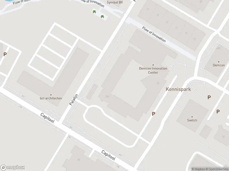 Brandweer met grote spoed naar de Capitool in Enschede vanwege voertuigbrand