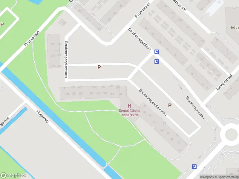 Ambulance met gepaste spoed naar de Goudenregenplantsoen in Ridderkerk