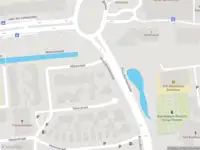 Ambulance met gepaste spoed naar de Molenvliet in Alphen aan den Rijn