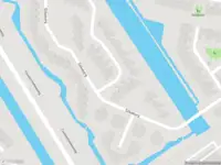 Ambulance met grote spoed naar de Kalundborg in Capelle aan den IJssel