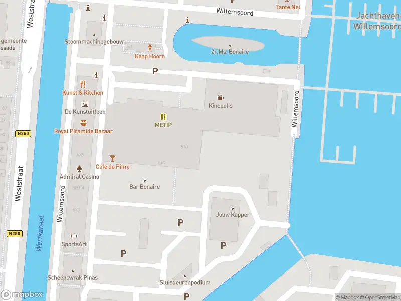 Brandweer met gepaste spoed naar de Willemsoord in Den Helder