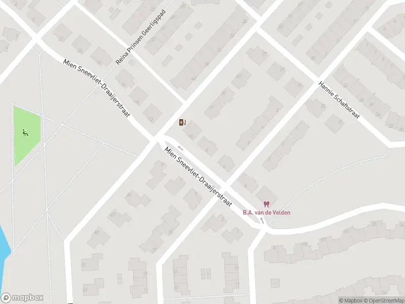 Ambulance met grote spoed naar de Etty Hillesumstraat in Spijkenisse