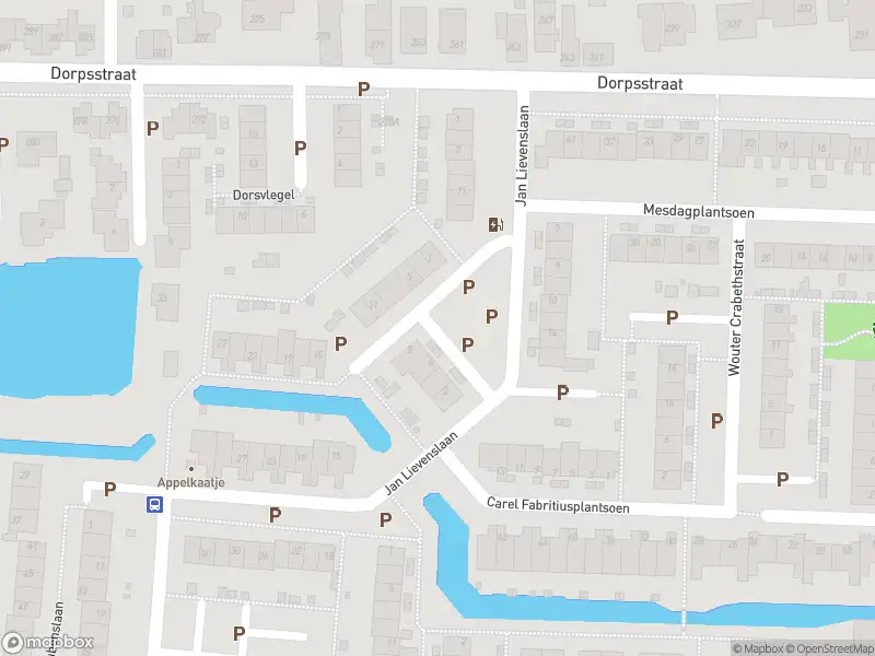 Ambulance met gepaste spoed naar de Hendrick Avercampplantsoen in Hazerswoude-Dorp