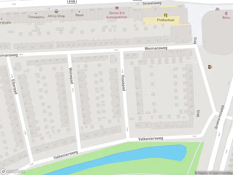 Ambulance met grote spoed naar de Vossepad in Rotterdam