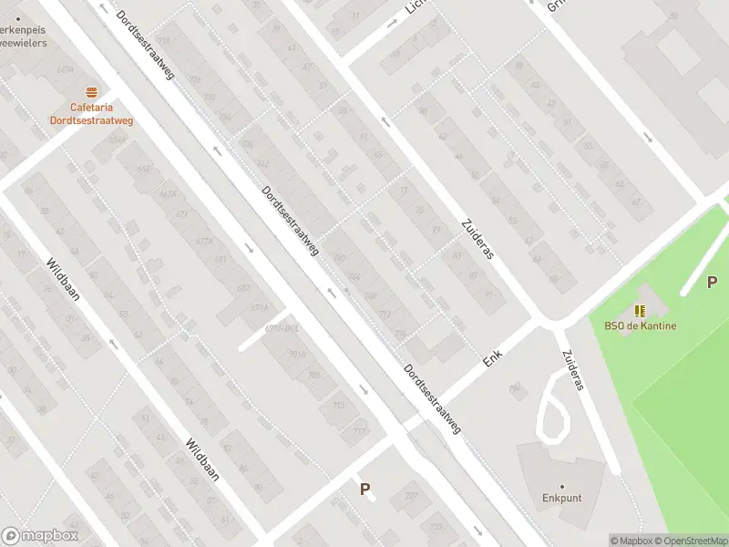 Ambulance met grote spoed naar de Dordtsestraatweg in Rotterdam