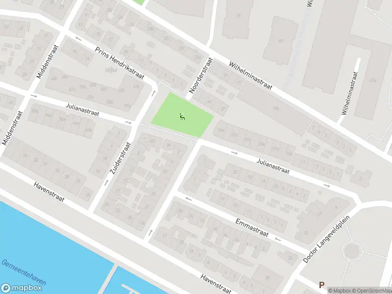 Ambulance met grote spoed naar de Julianastraat in Sliedrecht