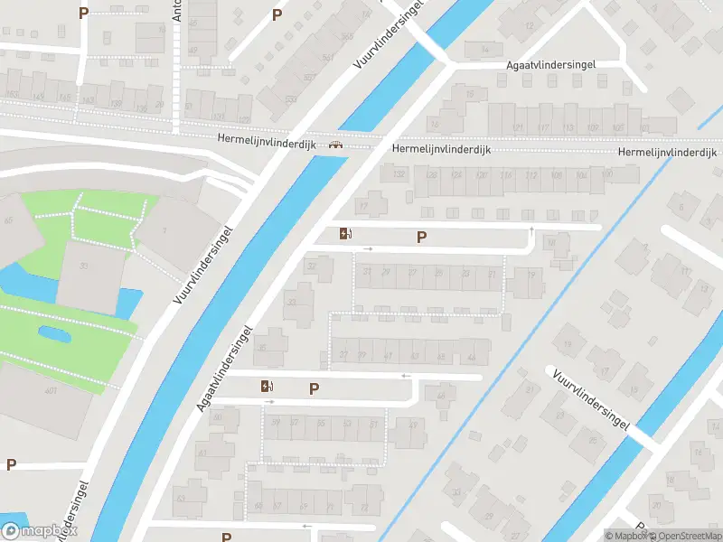 Politie naar de Pauwoogvlinder in Utrecht vanwege aanrijding met letsel