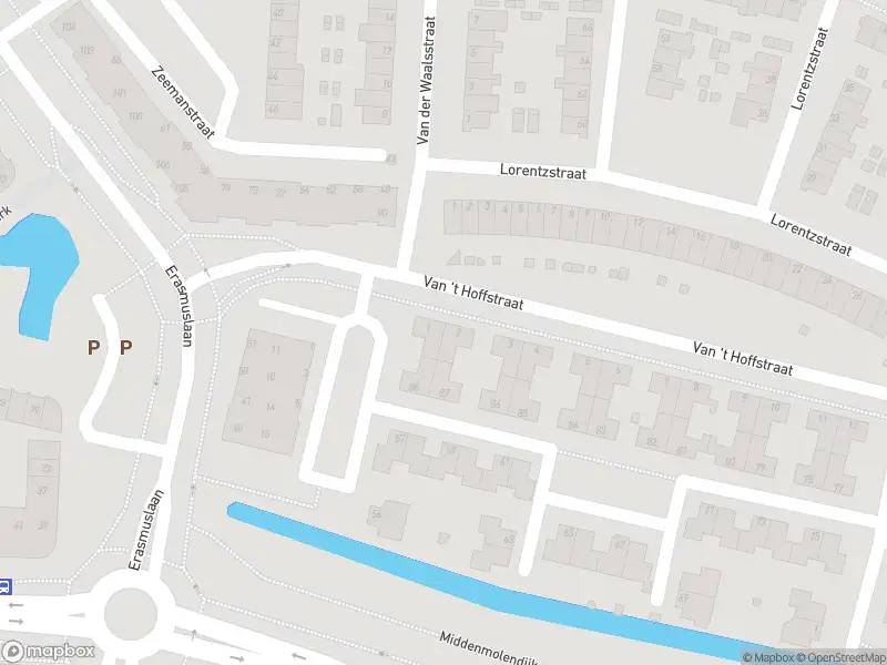 Ambulance met gepaste spoed naar de Van 't Hoffstraat in Ridderkerk