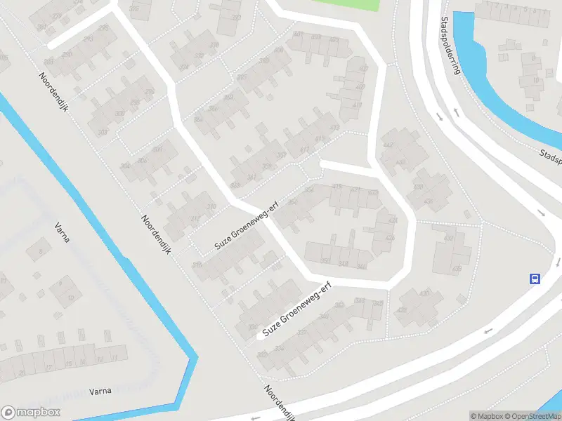 Ambulance met gepaste spoed naar de Suze Groeneweg-erf in Dordrecht