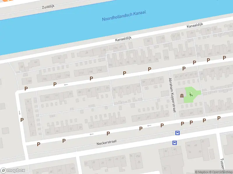 Ambulance met gepaste spoed naar de Hugo de Grootstraat in Purmerend