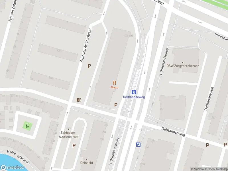 Ambulance met gepaste spoed naar de 's-Gravelandseweg in Schiedam