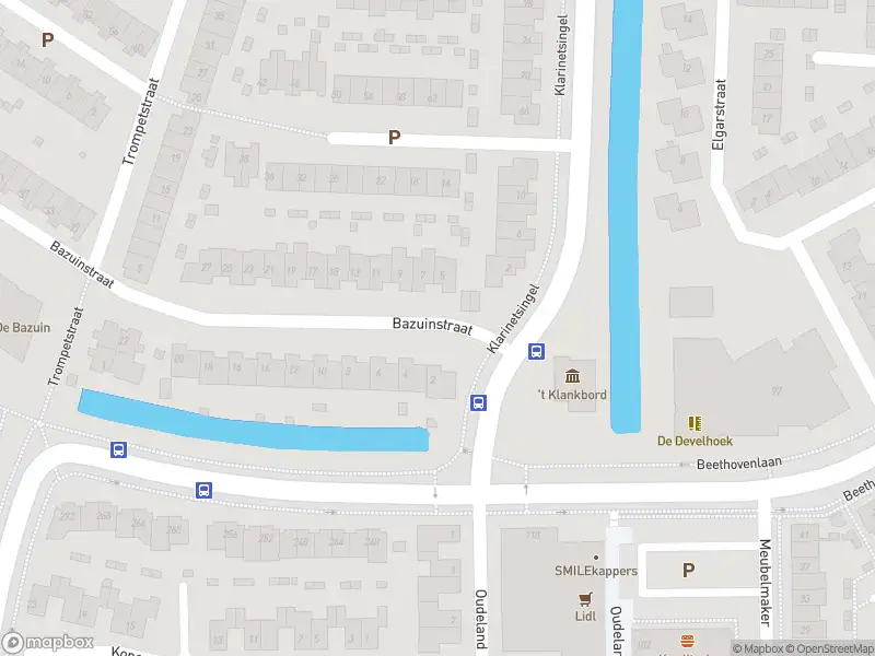 Ambulance met gepaste spoed naar de Bazuinstraat in Zwijndrecht