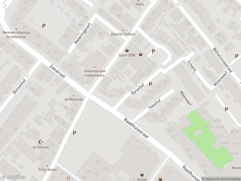 Ambulance met grote spoed naar de Garenhof in Noordwijk