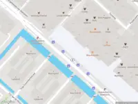 Ambulance met gepaste spoed naar de Burgemeester van Stamplein in Hoofddorp