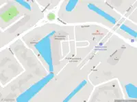 Brandweer met gepaste spoed naar de Stationsplein in Nieuwerkerk aan den IJssel vanwege een liftopsluiting