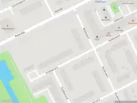 Ambulance met grote spoed naar de Schalkeroord in Rotterdam