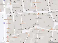 Brandweer met gepaste spoed naar de Vrijthof in Maastricht vanwege een liftopsluiting