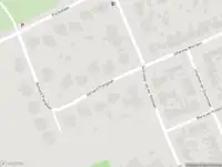 Brandweer met grote spoed naar de Gerhard Pranglaan in Den Dolder vanwege een buitenbrand