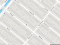 Ambulance met grote spoed naar de Wilgenplaslaan in Rotterdam