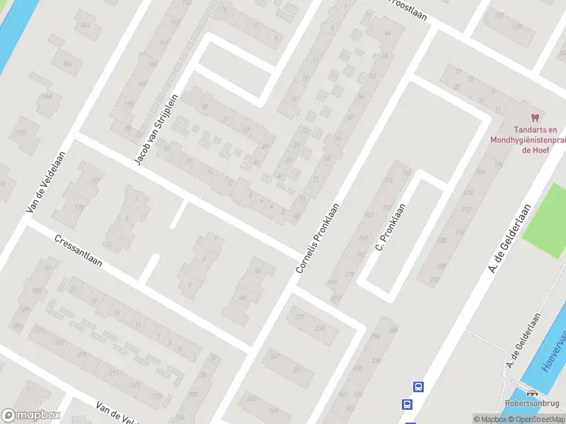 Ambulance met grote spoed naar de Johannes van Horstoklaan in Alkmaar