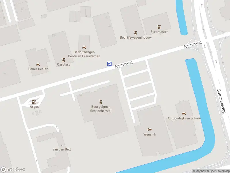 Brandweer met grote spoed naar de Jupiterweg in Leeuwarden vanwege gebouwbrand