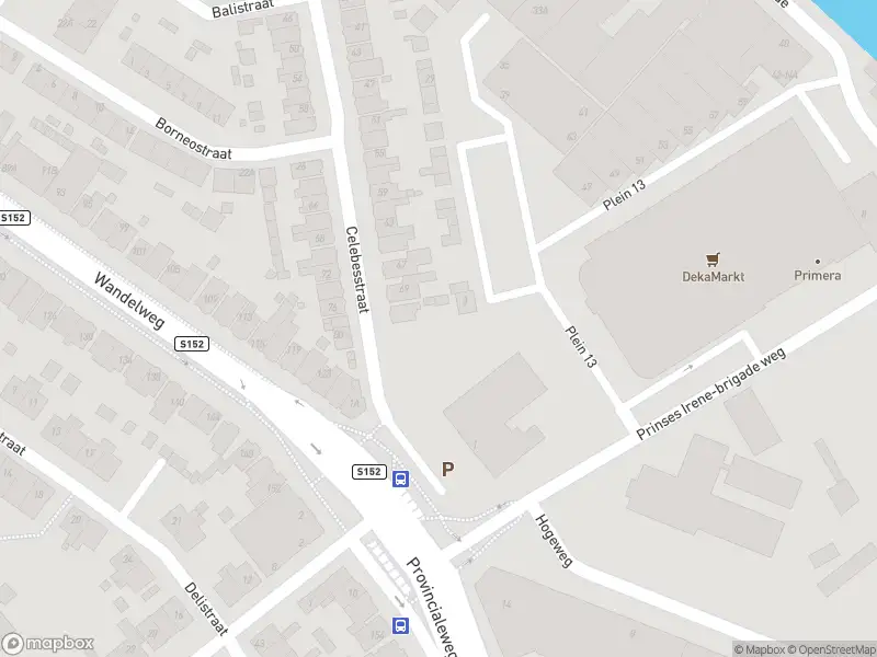 Ambulance met gepaste spoed naar de Plein 13 in Wormerveer