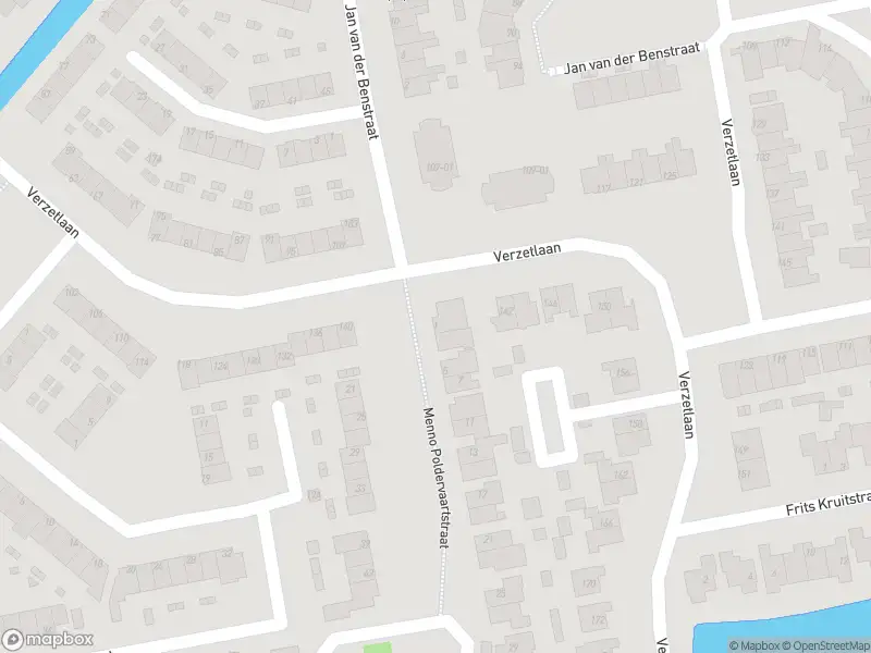 Ambulance met gepaste spoed naar de Menno Poldervaartstraat in Schagen