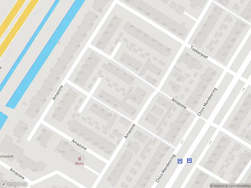 Ambulance met gepaste spoed naar de Amazone in Dordrecht