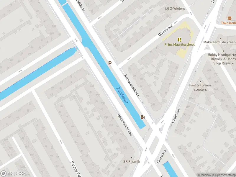 Ambulance met grote spoed naar de Kerklaan in Rijswijk