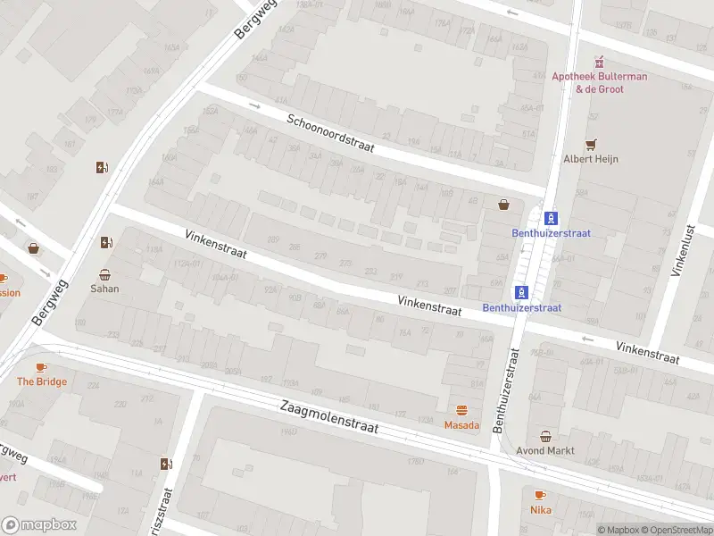 Ambulance met grote spoed naar de Vinkenstraat in Rotterdam