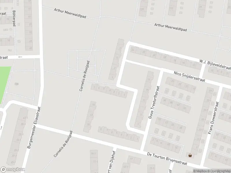 Ambulance met gepaste spoed naar de Badrianhof in Amsterdam