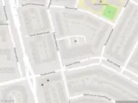 Ambulance met grote spoed naar de Christina van Erphof in Haarlem