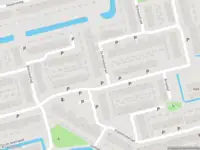 Ambulance met gepaste spoed naar de De Mirandastraat in Delft