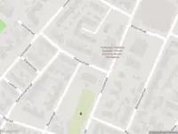 Ambulance met gepaste spoed naar de Doelenstraat in Oude-Tonge