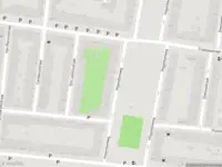 Ambulance met gepaste spoed naar de Hogenbanweg in Schiedam