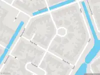 Ambulance met grote spoed naar de Blauwe Baai in Volendam