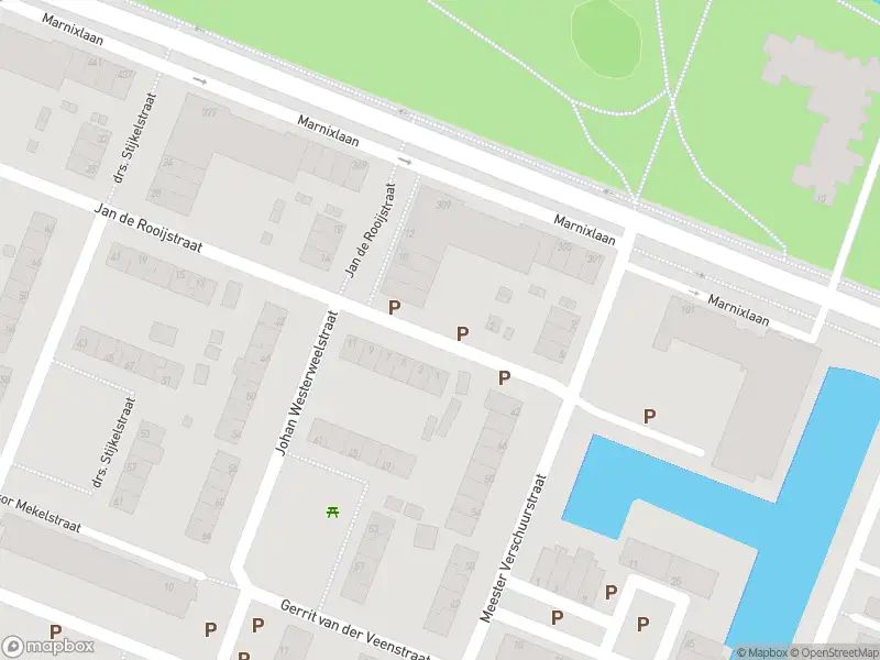 Ambulance met gepaste spoed naar de Jan de Rooijstraat in Vlaardingen