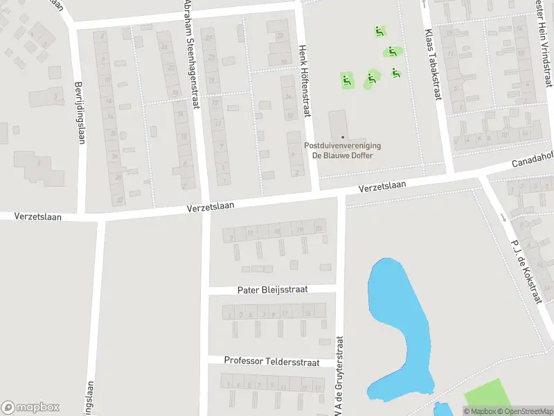 Brandweer met gepaste spoed naar de Derk Smoeslaan in Almelo