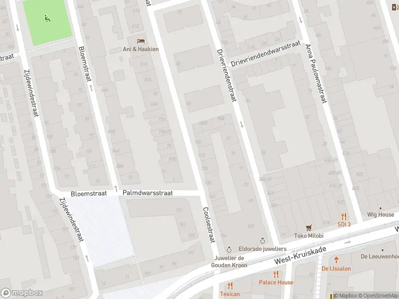 Ambulance met gepaste spoed naar de Coolsestraat in Rotterdam