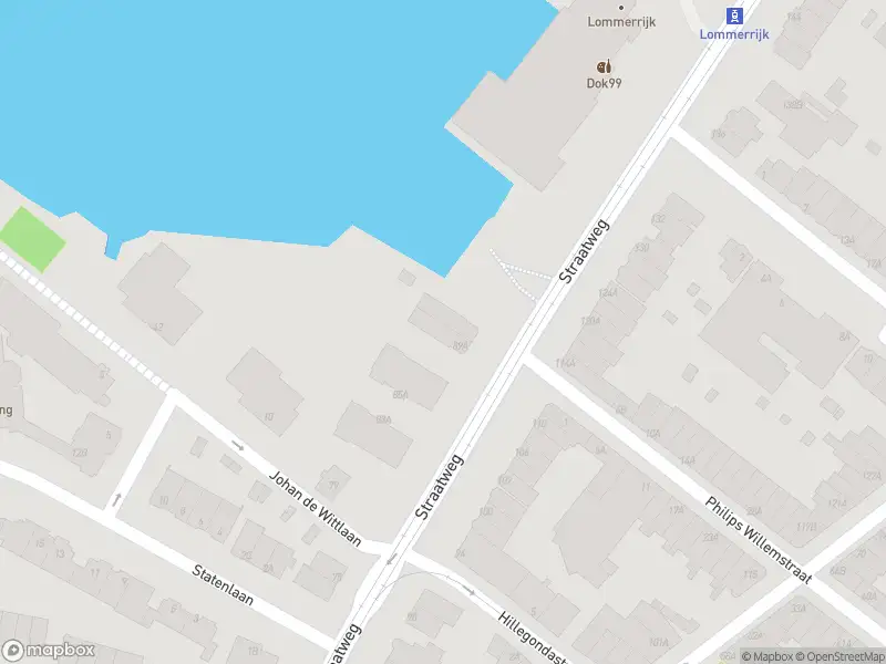 Ambulance met gepaste spoed naar de Straatweg in Rotterdam