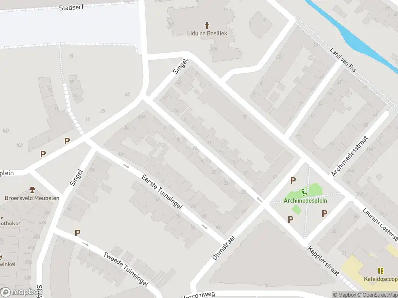 Ambulance met gepaste spoed naar de Kepplerstraat in Schiedam