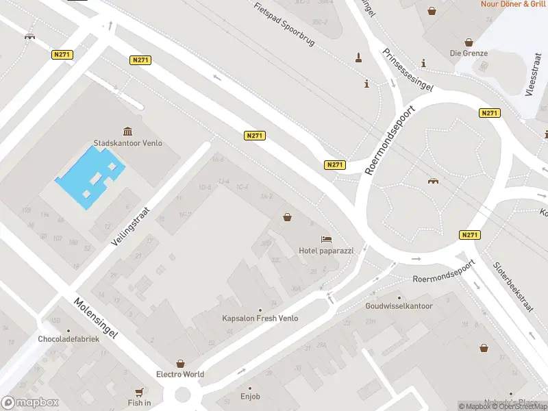 Politie naar de Eindhovenseweg in Venlo vanwege aanrijding met letsel