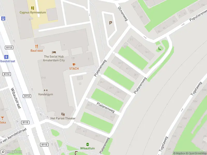 Ambulance met grote spoed naar de Platanenweg in Amsterdam