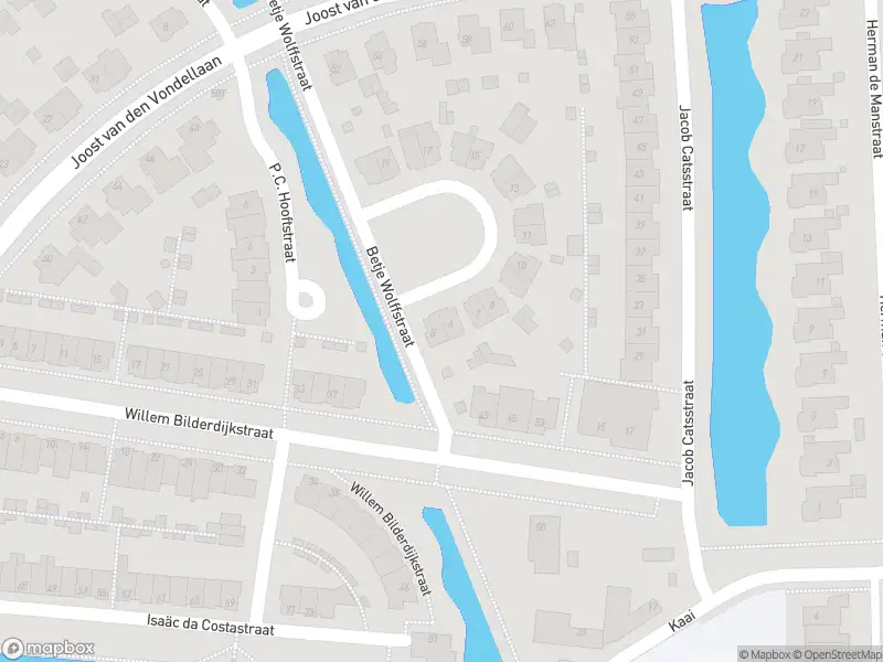 Ambulance met gepaste spoed naar de Betje Wolffstraat in Sommelsdijk