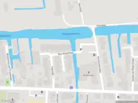 Ambulance met grote spoed naar de Noordvaartlaan in Hazerswoude-Dorp