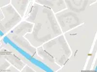 Ambulance met gepaste spoed naar de Meerkoetstraat in Alkmaar