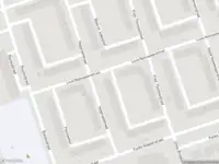 Ambulance met grote spoed naar de Eduard Jacobshof in Amsterdam