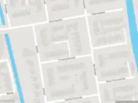 Ambulance met grote spoed naar de Proserpinestraat in Andijk