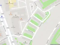 Ambulance met grote spoed naar de Platanenweg in Amsterdam