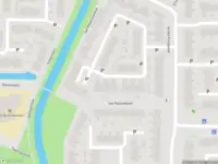 Ambulance met gepaste spoed naar de Van der Dussenvliet in Barendrecht